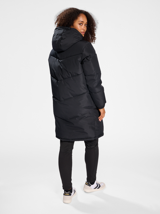 hmlLGC MIA LONG PUFF COAT, BLACK, model