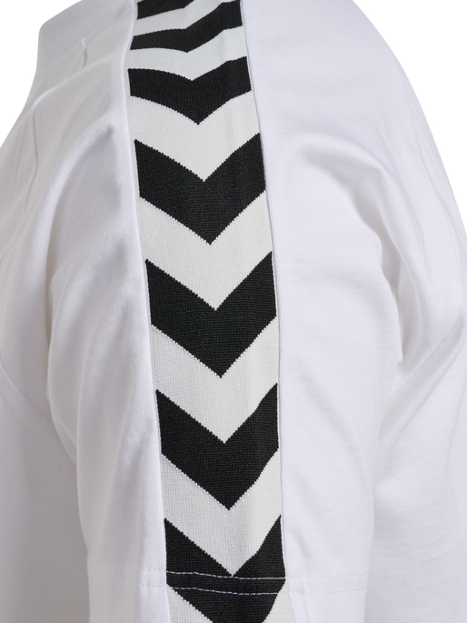 hmlARCHIVE LOOSE T-SHIRT S/S, BLANC DE BLANC hmlARCHIVE LOOSE T-SHIRT S/S, BLANC DE BLANC, packshot