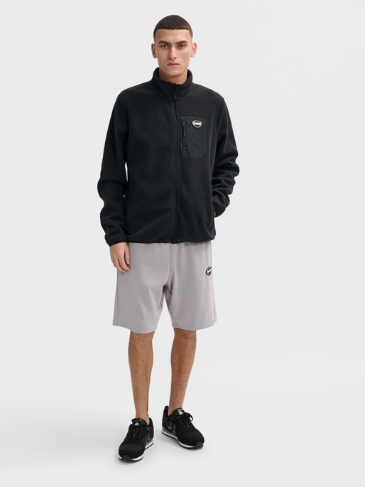 hmlLGC SUM FLEECE JACKET, BLACK, model