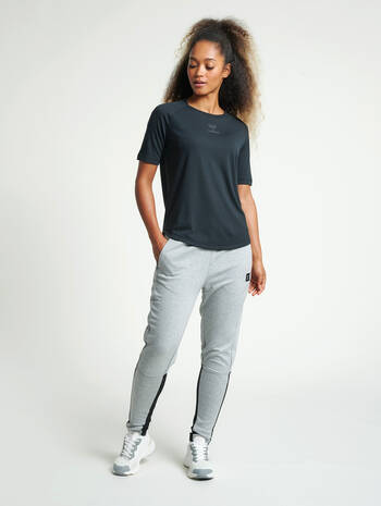 hmlESSI TAPERED PANTS, GREY MELANGE, model