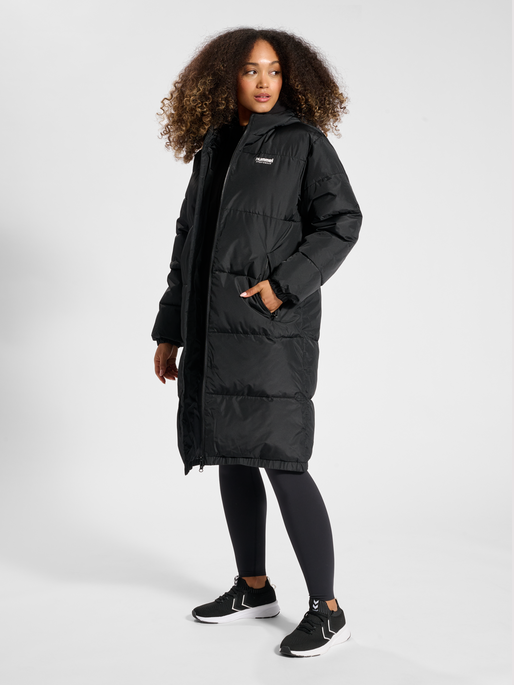 hmlLGC NICOLA LONG PUFF COAT, BLACK, model