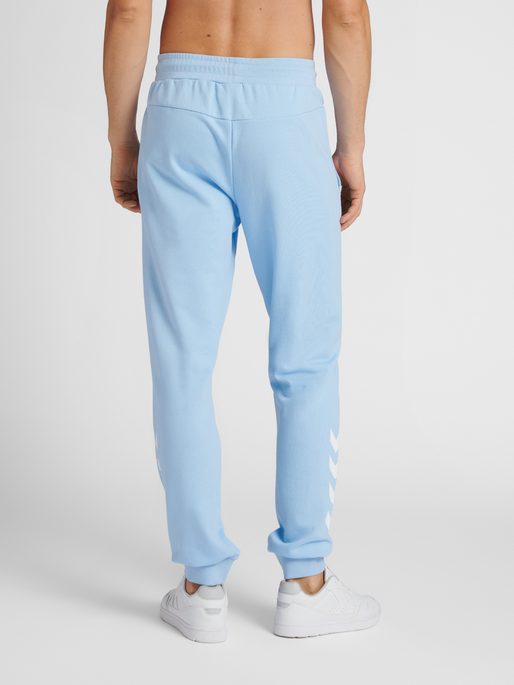 hmlISAM 2.0 REGULAR PANTS, PLACID BLUE, model