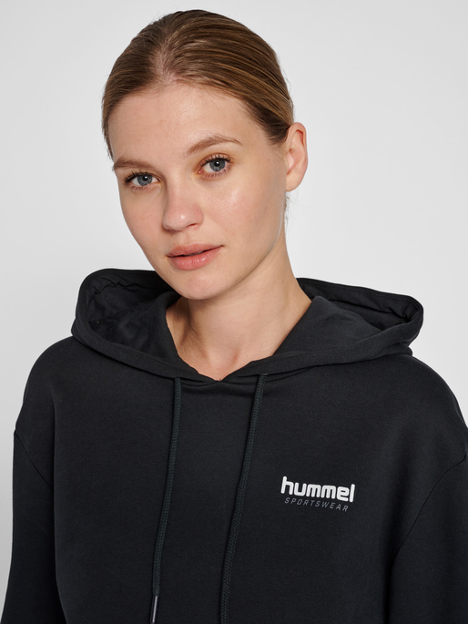 hmlLGC AUSTIN HOODIE, BLACK, model