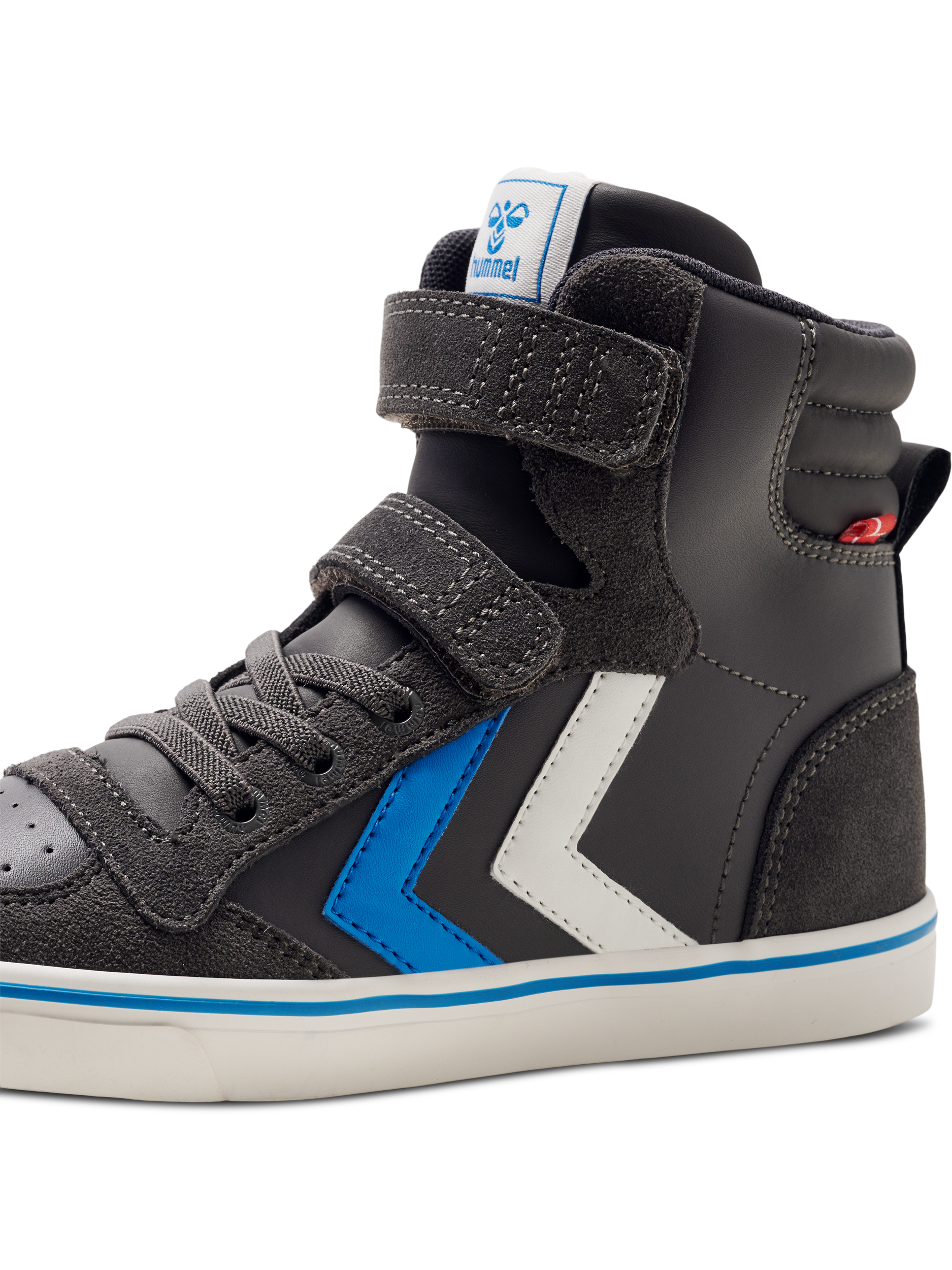 SLIMMER STADIL JR, PAVEMENT, packshot