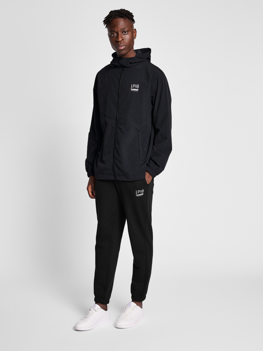 hmlLP10 BOXY ZIP JACKET, 2001, model