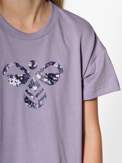 hmlLIBI T-SHIRT, LAVENDER GRAY, model