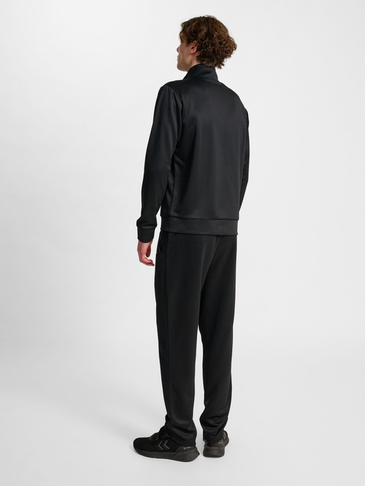 hmlPULSE TRACK JACKET, BLACK, model