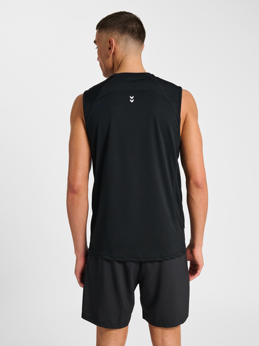 hmlPULSE WORKOUT TANK TOP, BLACK hmlPULSE WORKOUT TANK TOP, BLACK, model