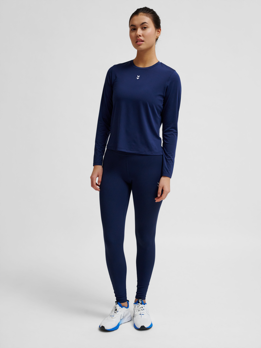 hmlFAST W T-SHIRT L/S, DRESS BLUES, model