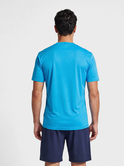 hmlLOGO JERSEY S/S, DIVA BLUE, model