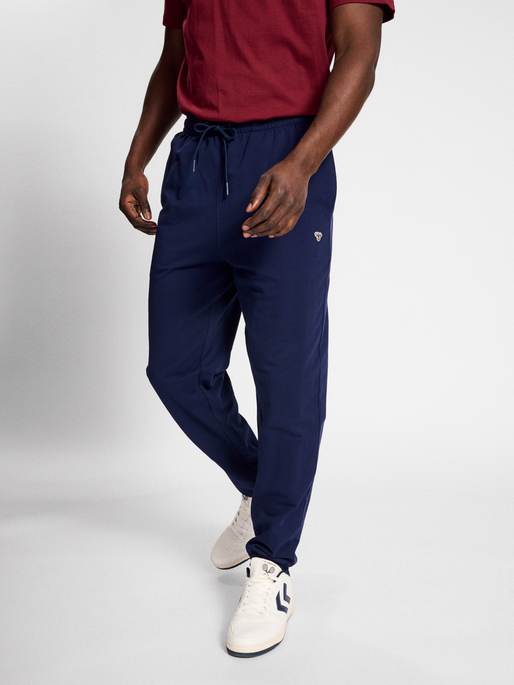 hmlIC TERRY SWEATPANTS, 7666, model