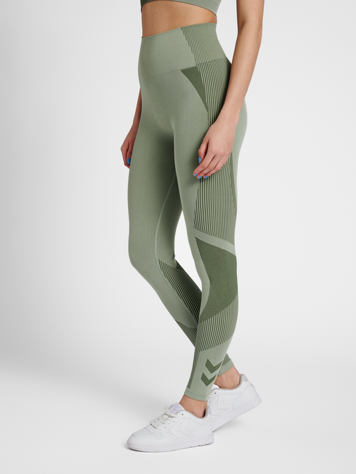 hmlMT UNITE SEAMLESS HW TIGHTS, LAUREL WREATH, model