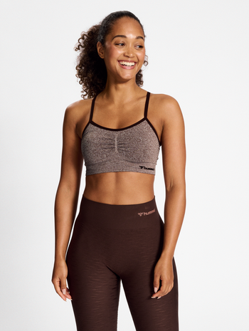 hmlCI SEAMLESS SCRUNCH SPORTS BRA, JAVA MELANGE, model