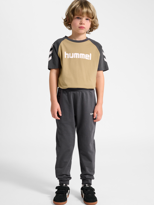 hmlJR REGULAR ADJ WAIST PANTS, EBONY, model