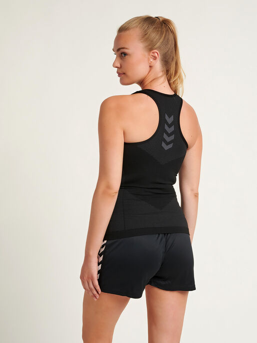 HUMMEL FIRST SEAMLESS TANK TOP W, BLACK, model