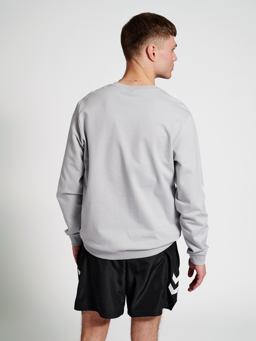 hmlLGC JEREMY SWEATSHIRT, HARBOR MIST, model