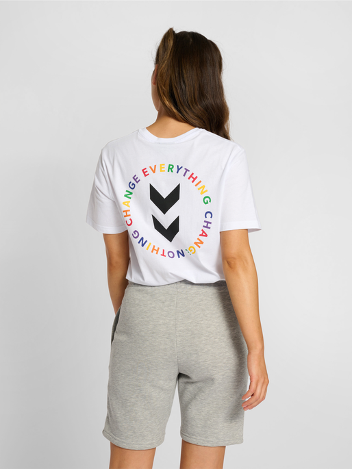 hmlEVERYTHING NOTHING T-SHIRT, 9001, model