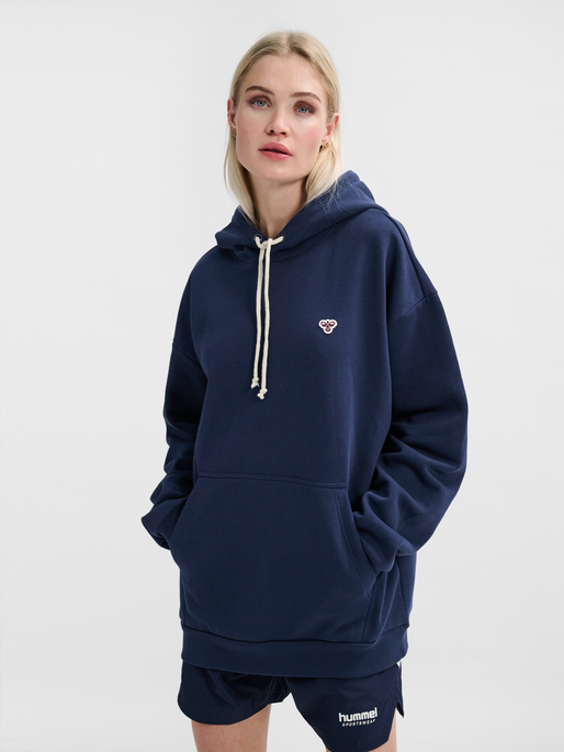 hmlLOOSE HOODIE BEE, DRESS BLUES, model