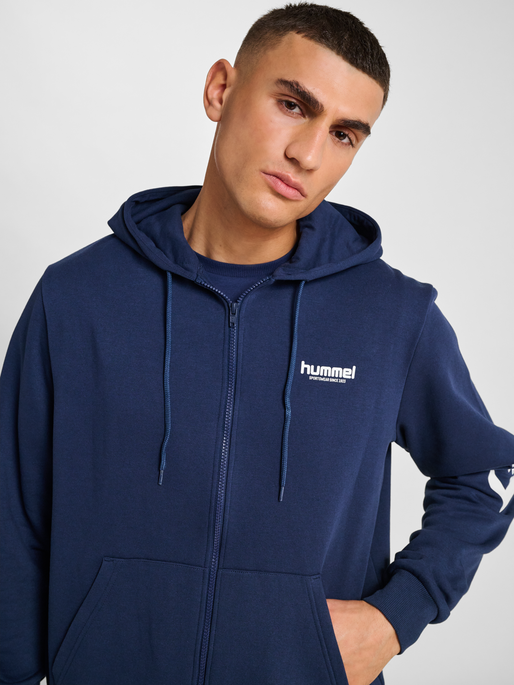 hmlLEGACY 2.0 ZIP HOODIE, DRESS BLUES, model