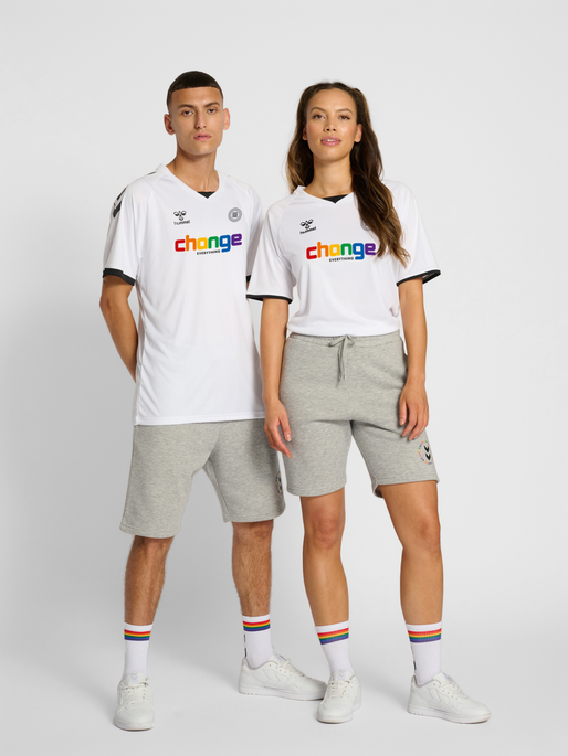 hmlCHANGE FOOTBALL JERSEY, WHITE, model