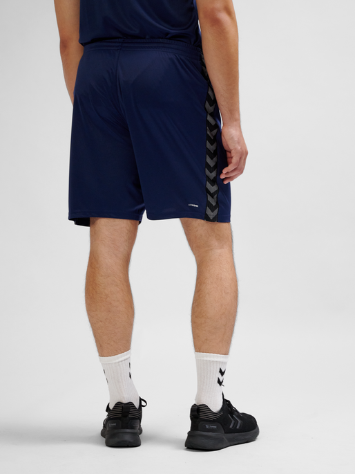 hmlAUTHENTIC PL SHORTS, MARINE, model