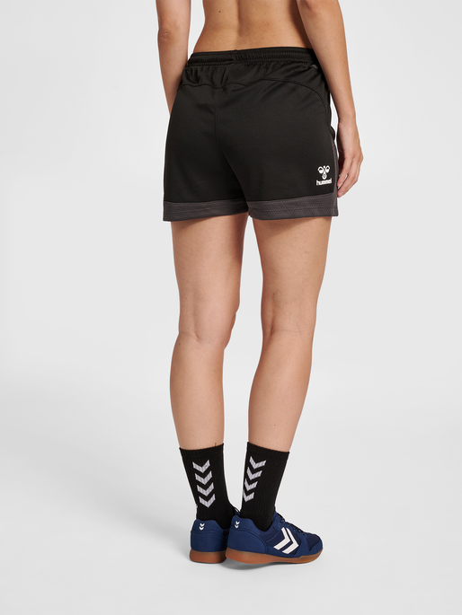 hmlLEAD WOMENS POLY SHORTS, BLACK, model