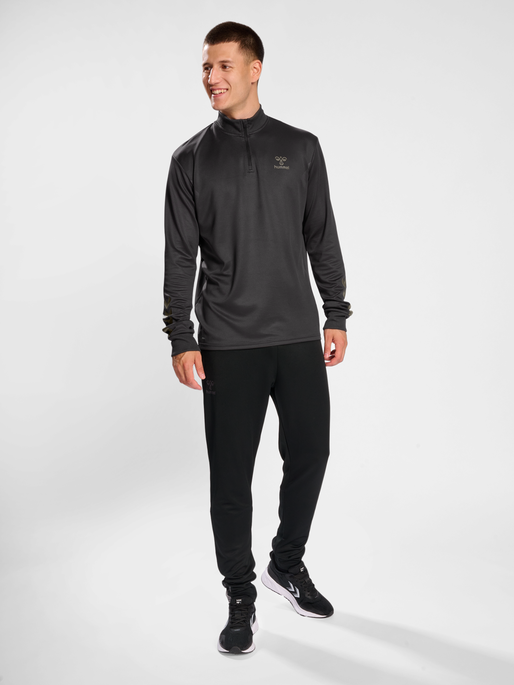 hmlACTIVE PL HALF ZIP, OBSIDIAN/OLIVE NIGHT, model