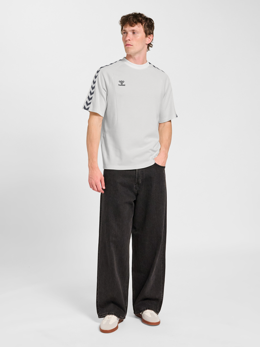 hmlROOT T-SHIRT S/S, BLANC DE BLANC, model