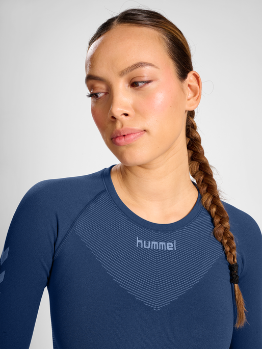 HUMMEL FIRST SEAMLESS JERSEY L/S W, VINTAGE INDIGO, model