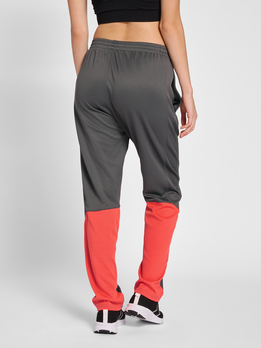 hmlONGRID POLY PANTS WO, FORGED IRON, model