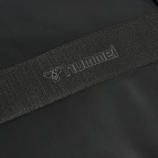 hmlZEN ROUND SPORTSBAG, BLACK hmlZEN ROUND SPORTSBAG, BLACK, packshot