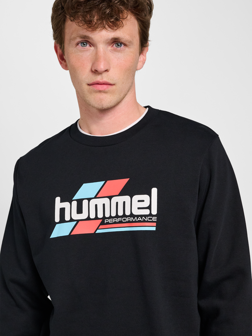hmlGRAPHIC CREWNECK, BLACK, model