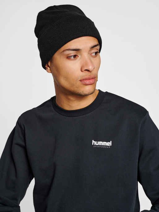 hmlLGC AUSTIN SWEATSHIRT, BLACK, model