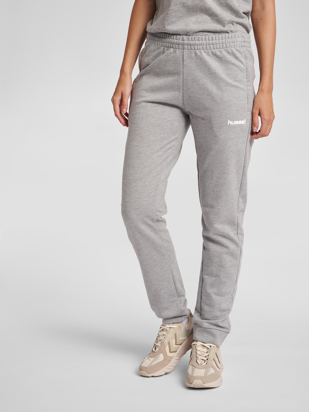 hmlGO COTTON PANT WOMAN, GREY MELANGE, model