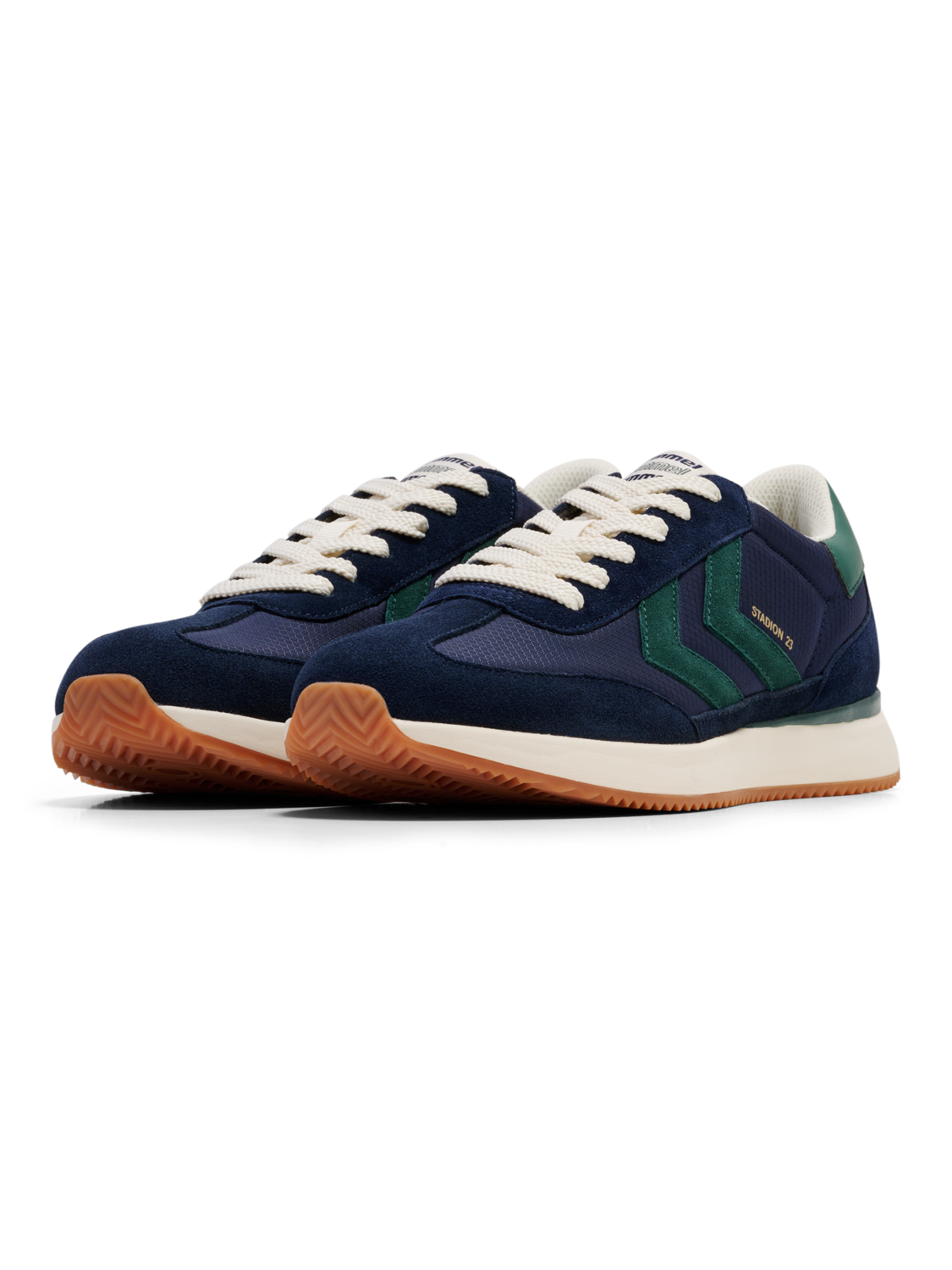 STADION 23, BLACK IRIS, packshot