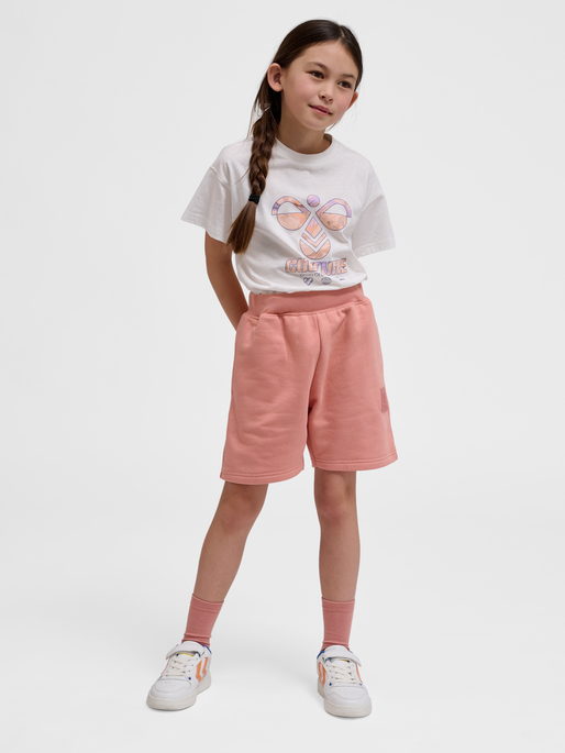 hmlCLEAN ADJUSTABLE SHORTS, ROSE DAWN, model