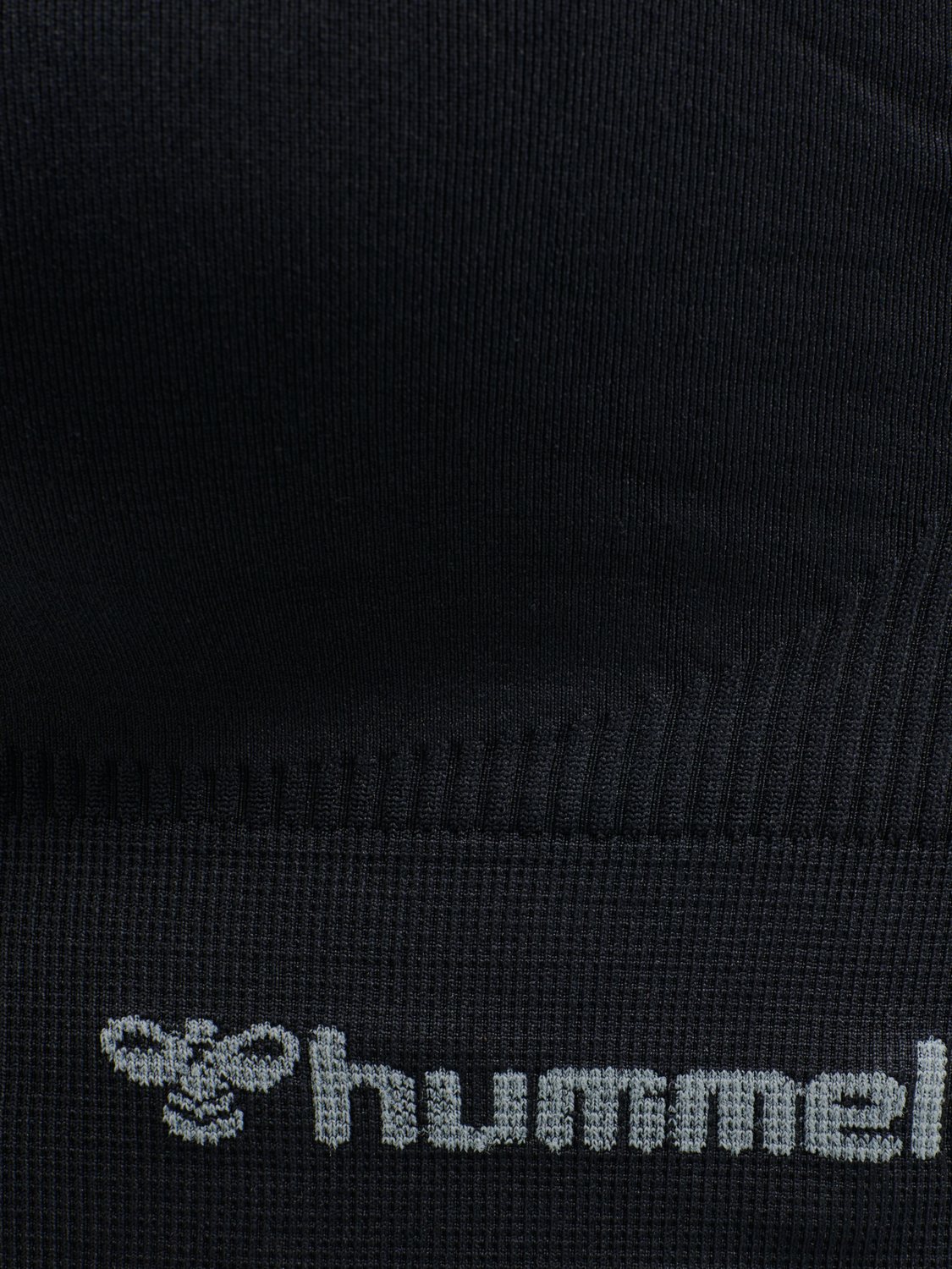hmlTIF SEAMLESS SPORTS TOP, BLACK, packshot