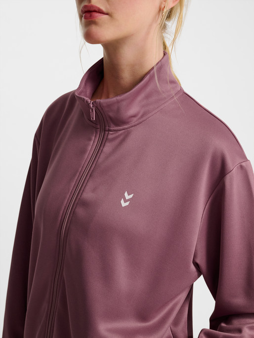 hmlPULSE TRACK JACKET, WISTFUL MAUVE, model
