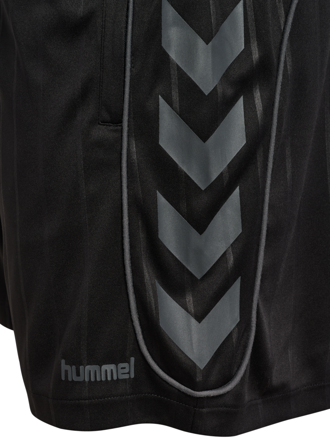 hmlPITCH SHORTS, BLACK, packshot