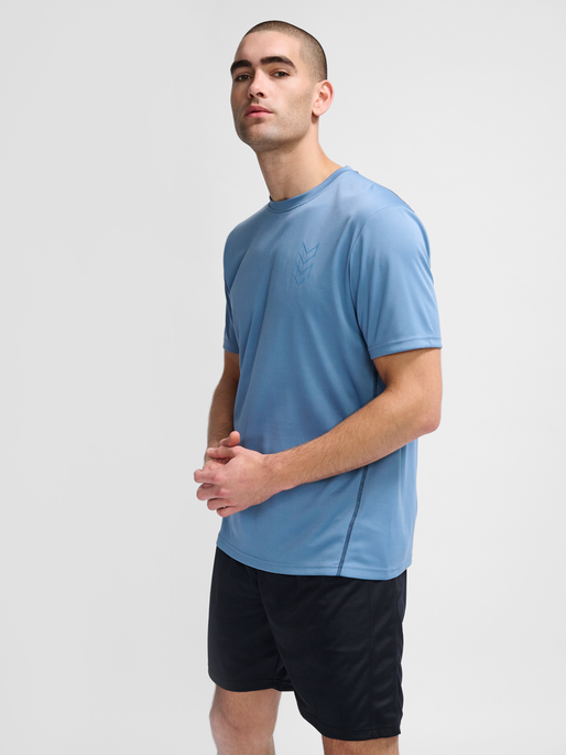 hmlACTIVE PL JERSEY S/S, CORONET BLUE, model