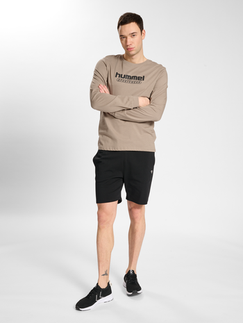 hmlBOOSTER T-SHIRT LS, GREIGE, model