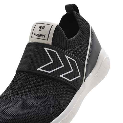 KNIT SLIP-ON RECYCLE, 2001, packshot