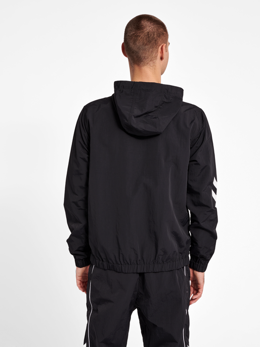 hmlLGC WALTER WOV HALFZIP, BLACK, model