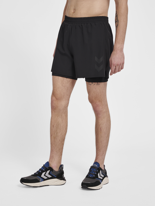 hmlMT FORCE 2 IN 1 SHORTS, BLACK, model