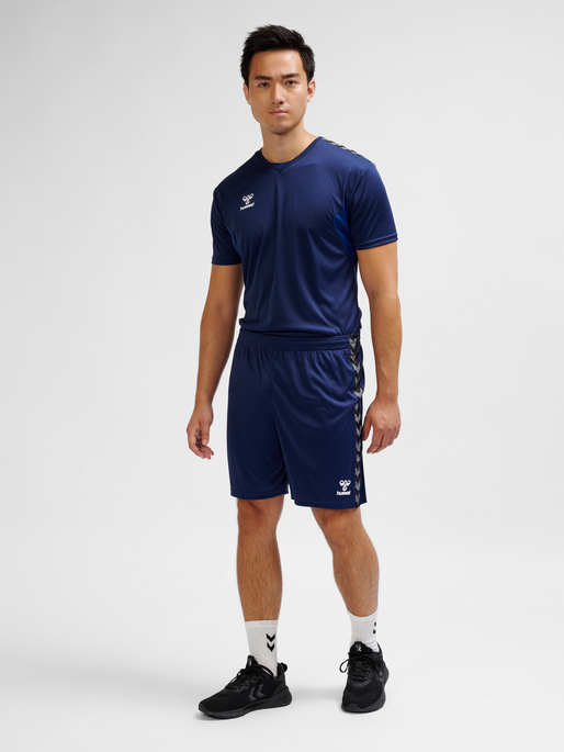 hmlAUTHENTIC PL SHORTS, MARINE, model