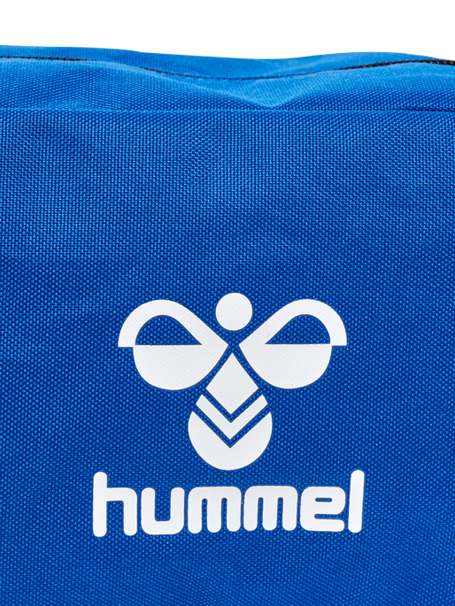 hmlESSENTIAL TOILETRY BAG, TRUE BLUE, packshot