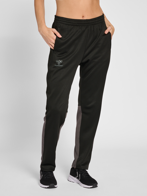hmlONGRID POLY PANTS WO, JET BLACK/FORGED IRON, model