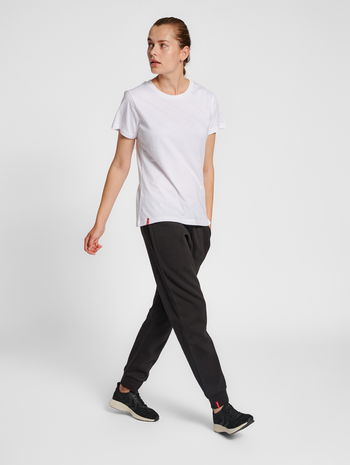 hmlRED HEAVY T-SHIRT S/S WOMAN, WHITE, model