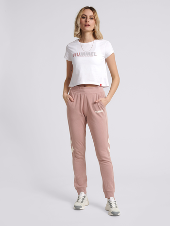 hmlLEGACY WOMAN CROPPED T-SHIRT, WHITE, model