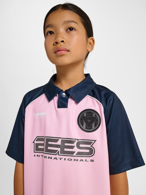 hmlJR LOOSE TIGER SOCCER JERSEY S/S, ROSEATE SPOONBILL, model